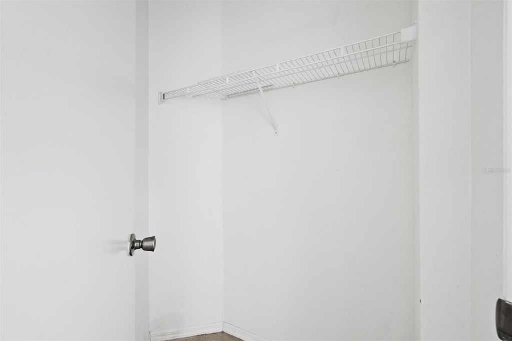 Image 25 of property listing at 7320 WESTPOINTE BOULEVARD 533, Orlando, FL 32835