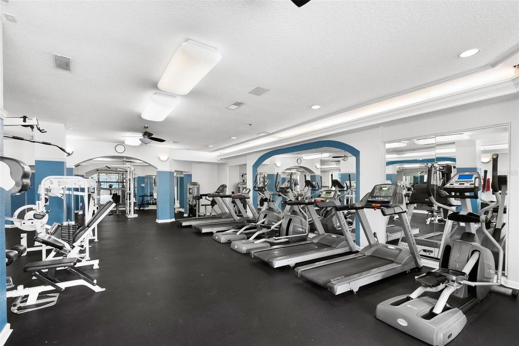 Image 35 of property listing at 7320 WESTPOINTE BOULEVARD 533, Orlando, FL 32835