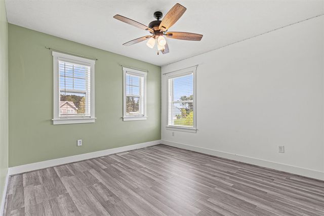 8534 E Barber Ridge Drive, Alto, MI 49302