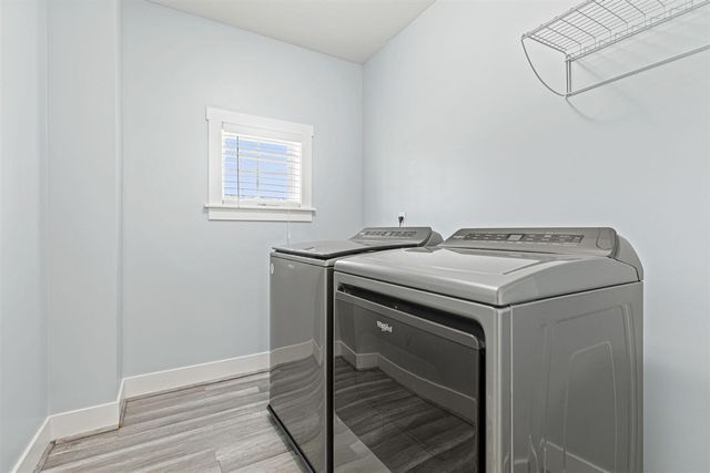 8534 E Barber Ridge Drive, Alto, MI 49302