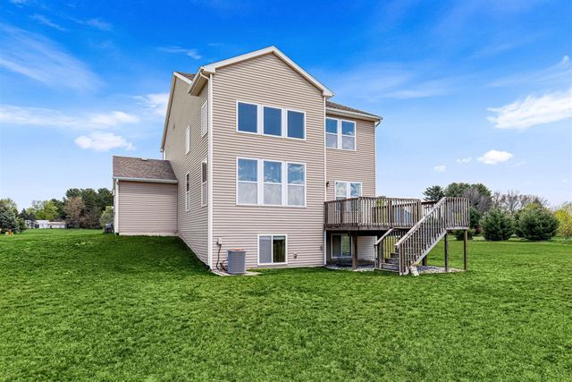 8534 E Barber Ridge Drive, Alto, MI 49302