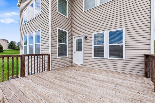 8534 E Barber Ridge Drive, Alto, MI 49302