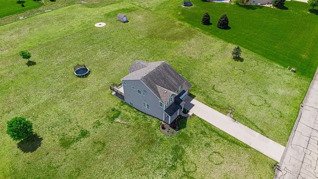 8534 E Barber Ridge Drive, Alto, MI 49302