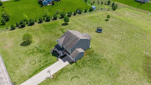 8534 E Barber Ridge Drive, Alto, MI 49302