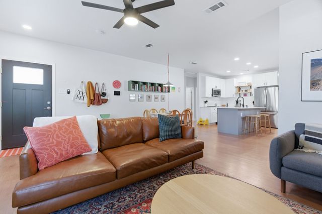 2410 Catherine Street, Dallas, TX 75211