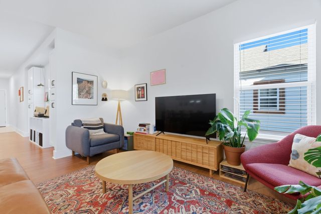 2410 Catherine Street, Dallas, TX 75211