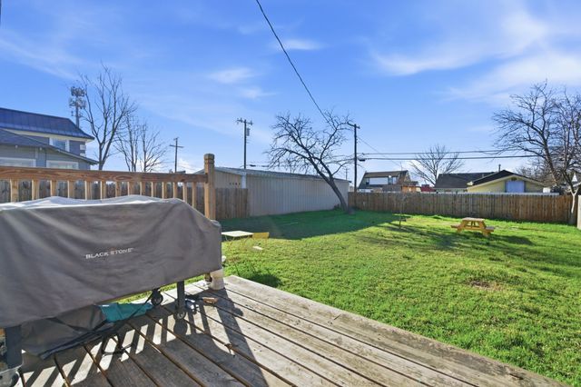 2410 Catherine Street, Dallas, TX 75211