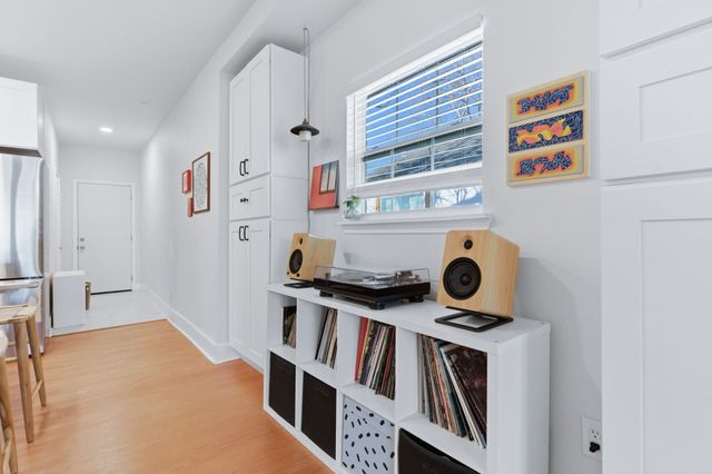 2410 Catherine Street, Dallas, TX 75211