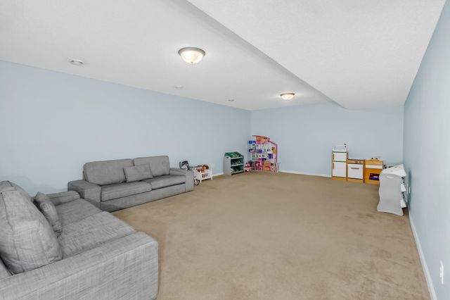 19563 Harmony Avenue, Rogers, MN 55374