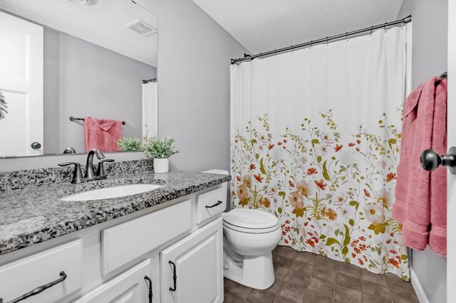 19563 Harmony Avenue, Rogers, MN 55374