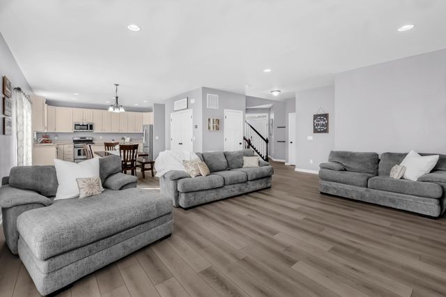 19563 Harmony Avenue, Rogers, MN 55374