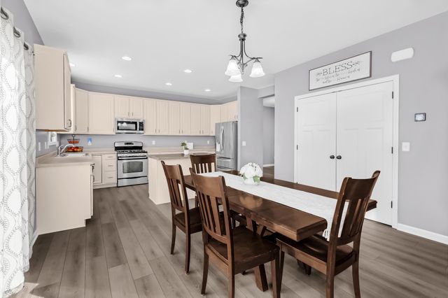 19563 Harmony Avenue, Rogers, MN 55374