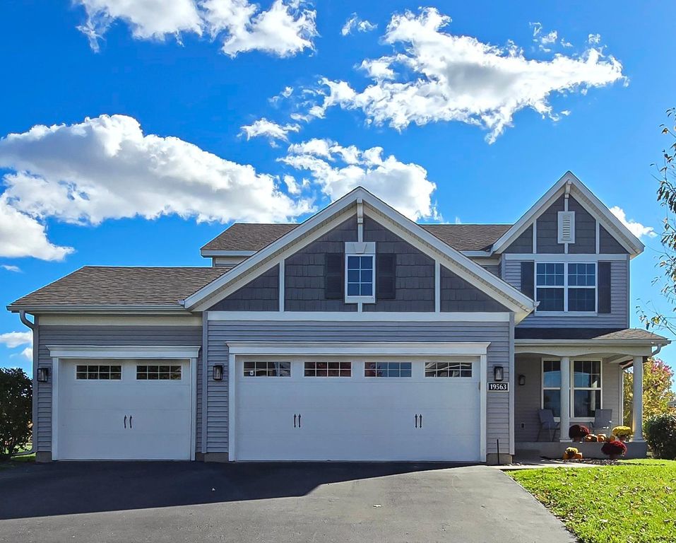 19563 Harmony Avenue, Rogers, MN 55374