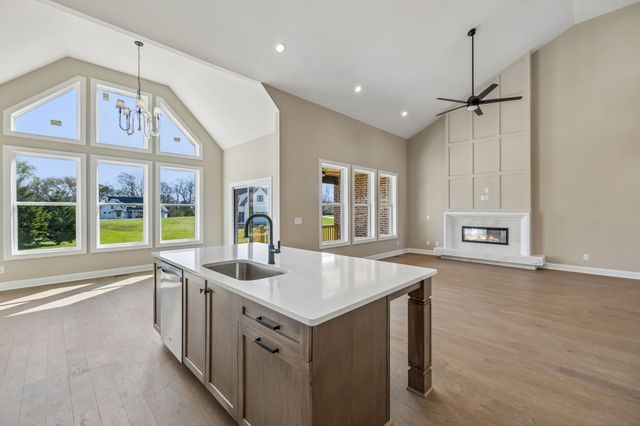 64 Blairmont Ct, Winchester, TN 37398