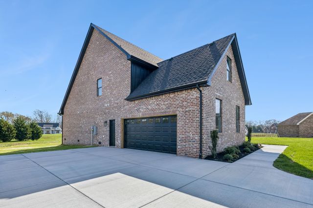 64 Blairmont Ct, Winchester, TN 37398