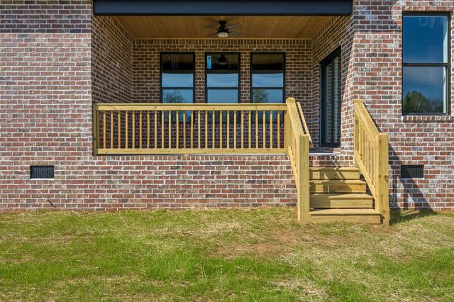 64 Blairmont Ct, Winchester, TN 37398