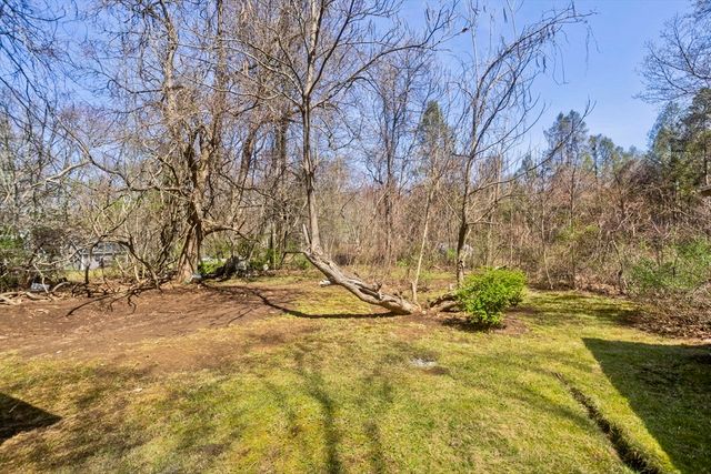 234 Mapleshade Ave, East Longmeadow, MA 01028