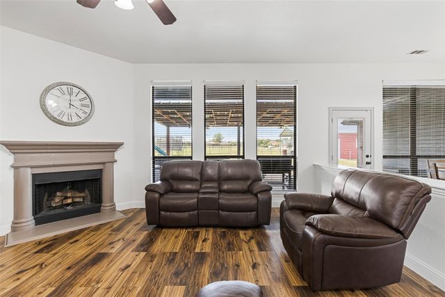 254 Mckinley Lane, Royse City, TX 75189