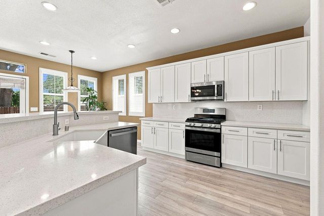 6404 Sol Way, Citrus Heights, CA 95621