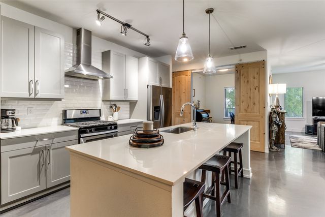 5710 Mccommas Boulevard 103, Dallas, TX 75206