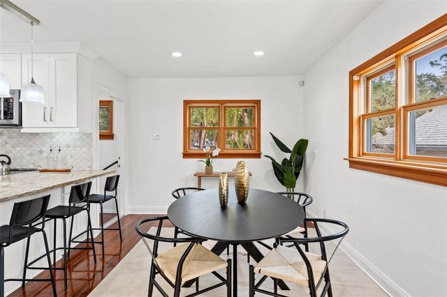 906 W HENRY AVENUE, Tampa, FL 33604