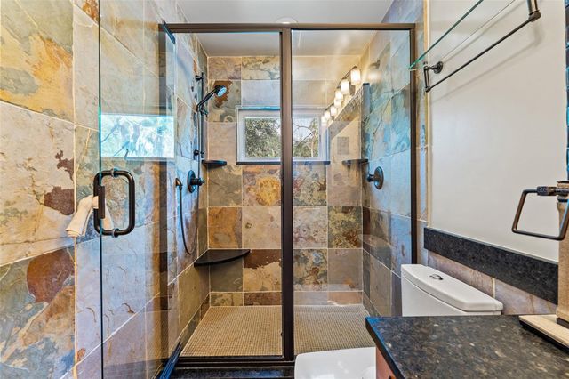 906 W HENRY AVENUE, Tampa, FL 33604