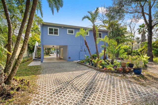 906 W HENRY AVENUE, Tampa, FL 33604