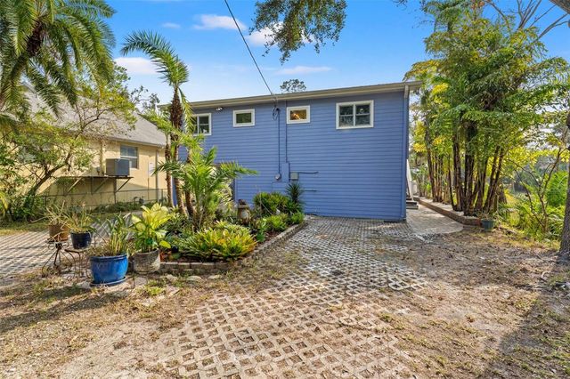 906 W HENRY AVENUE, Tampa, FL 33604