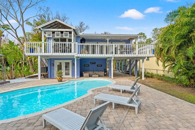 906 W HENRY AVENUE, Tampa, FL 33604
