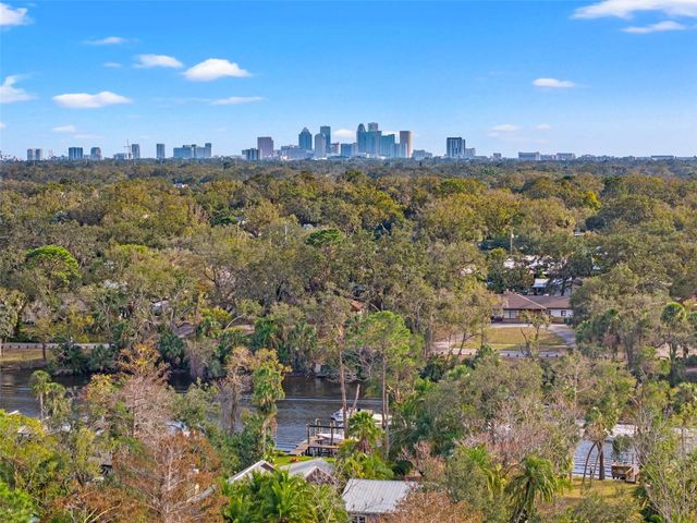 906 W HENRY AVENUE, Tampa, FL 33604