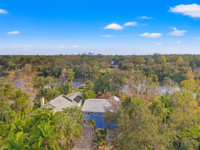 906 W HENRY AVENUE, Tampa, FL 33604