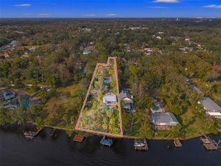 906 W HENRY AVENUE, Tampa, FL 33604