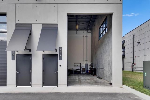 6500 MOTOR ENCLAVE WAY 909, Tampa, FL 33610