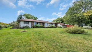 5589 22nd Avenue Trail, Vinton, IA 52349