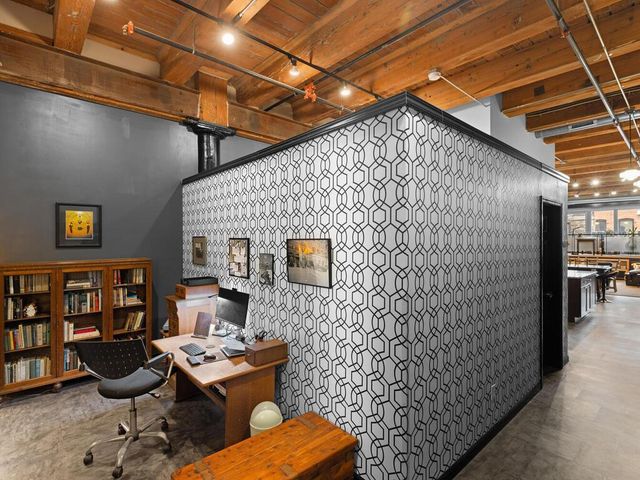 406 Wacouta Street 216, Saint Paul, MN 55101