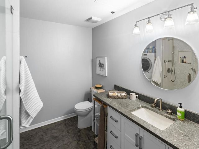 406 Wacouta Street 216, Saint Paul, MN 55101