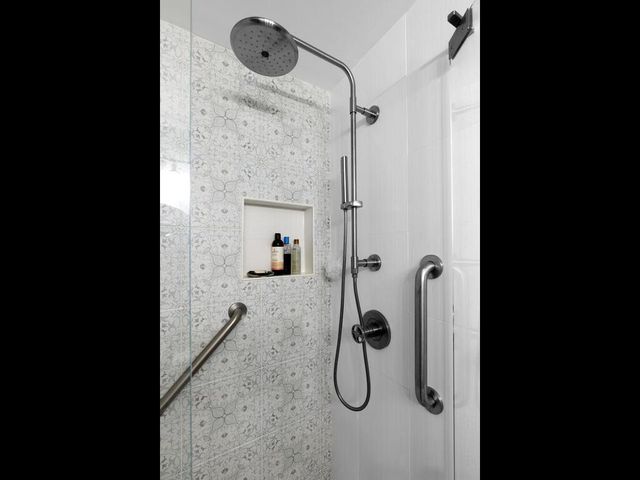 406 Wacouta Street 216, Saint Paul, MN 55101