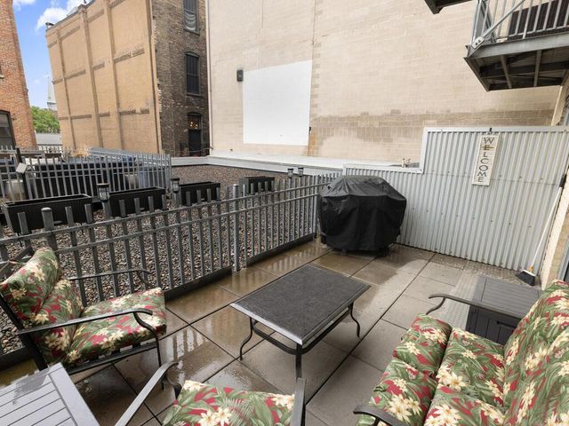 406 Wacouta Street 216, Saint Paul, MN 55101