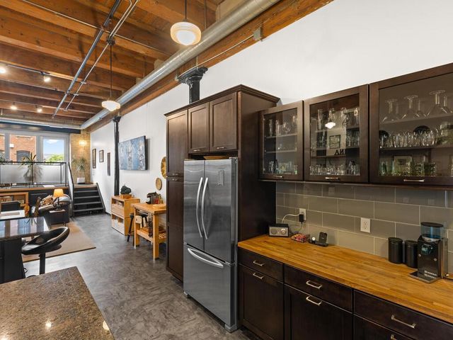 406 Wacouta Street 216, Saint Paul, MN 55101