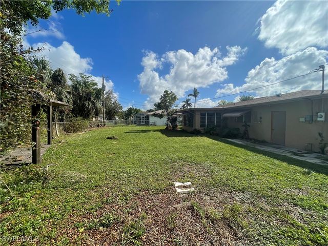 235 SE 45th ST, Cape Coral, FL 33904