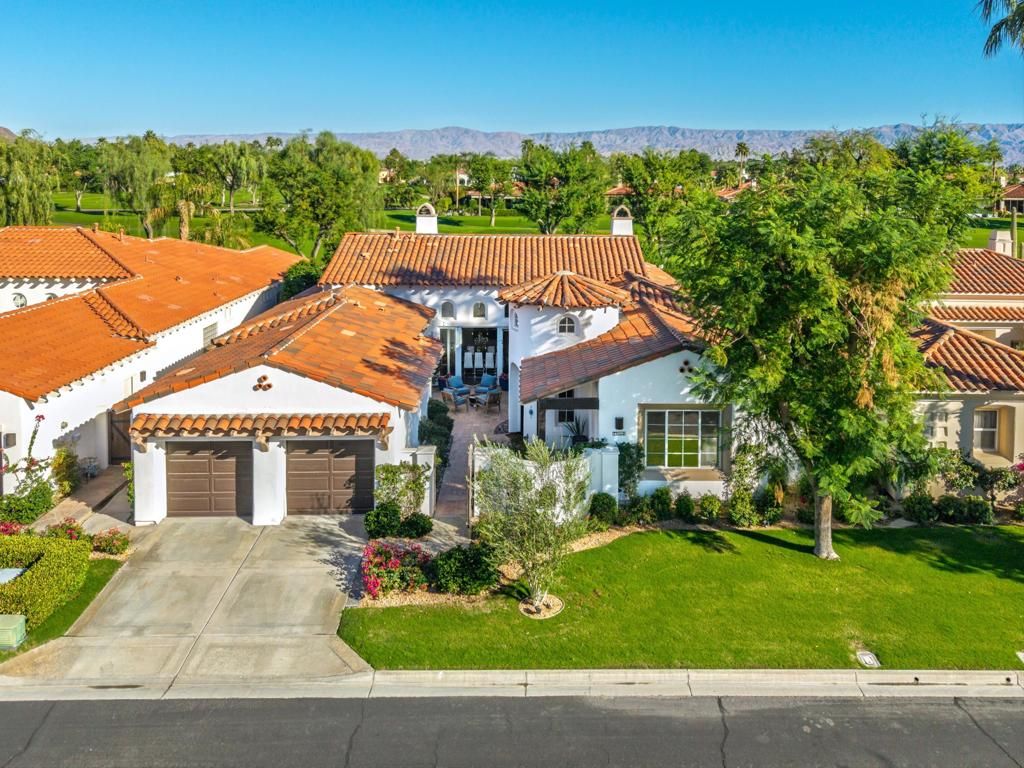 Image 2 of property listing at 79160 Citrus, La Quinta, CA 92253