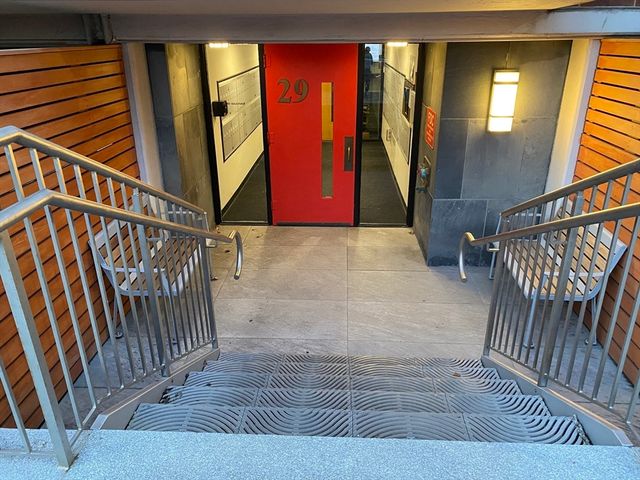 29 Concord Ave 501, Cambridge, MA 02138