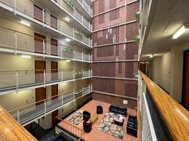 29 Concord Ave 501, Cambridge, MA 02138