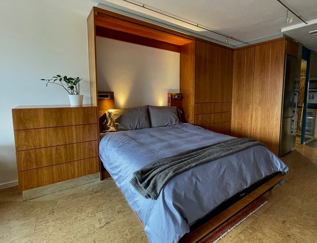 29 Concord Ave 501, Cambridge, MA 02138