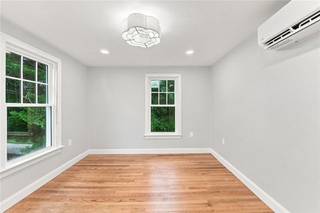1552 Kingstown Road, South Kingstown, RI 02879