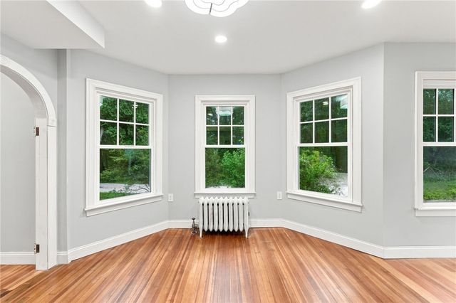 1552 Kingstown Road, South Kingstown, RI 02879