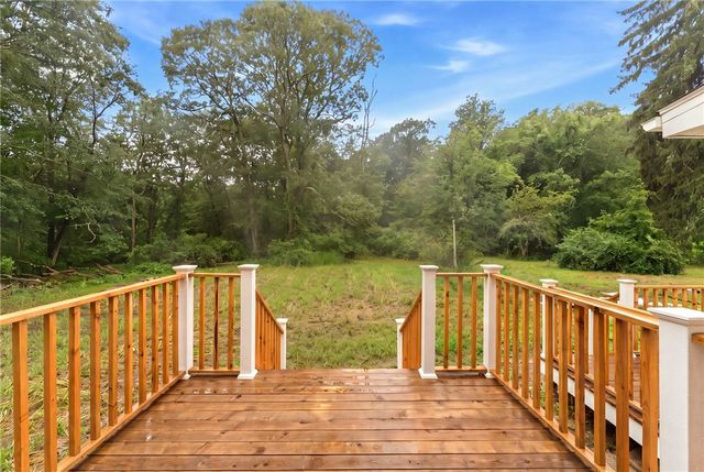 1552 Kingstown Road, South Kingstown, RI 02879