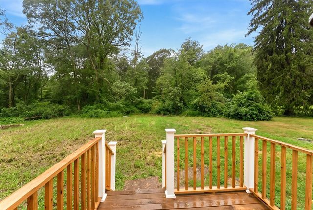 1552 Kingstown Road, South Kingstown, RI 02879