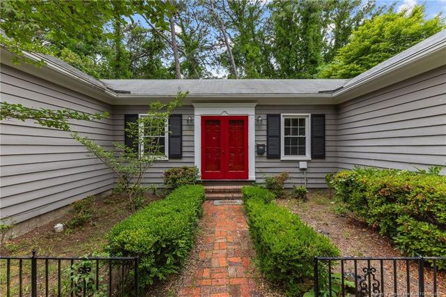 300 Pinecrest Drive, Fayetteville, NC 28305