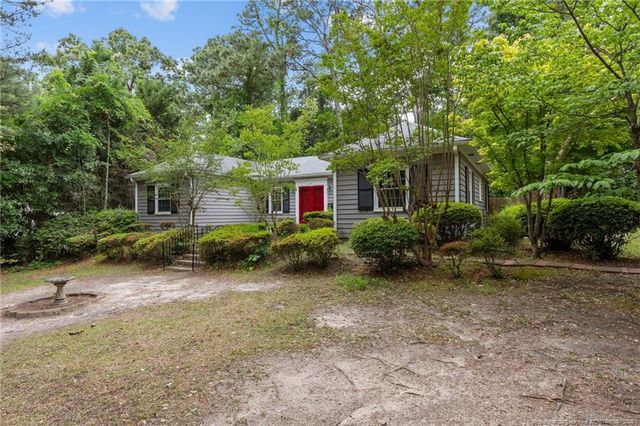 300 Pinecrest Drive, Fayetteville, NC 28305